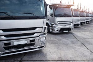 Caminhões que usam o óleo de motor da VP Auto Peças em suas frotas.